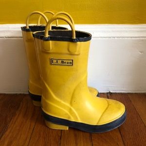 Classic LL Bean rain boots toddler size 9